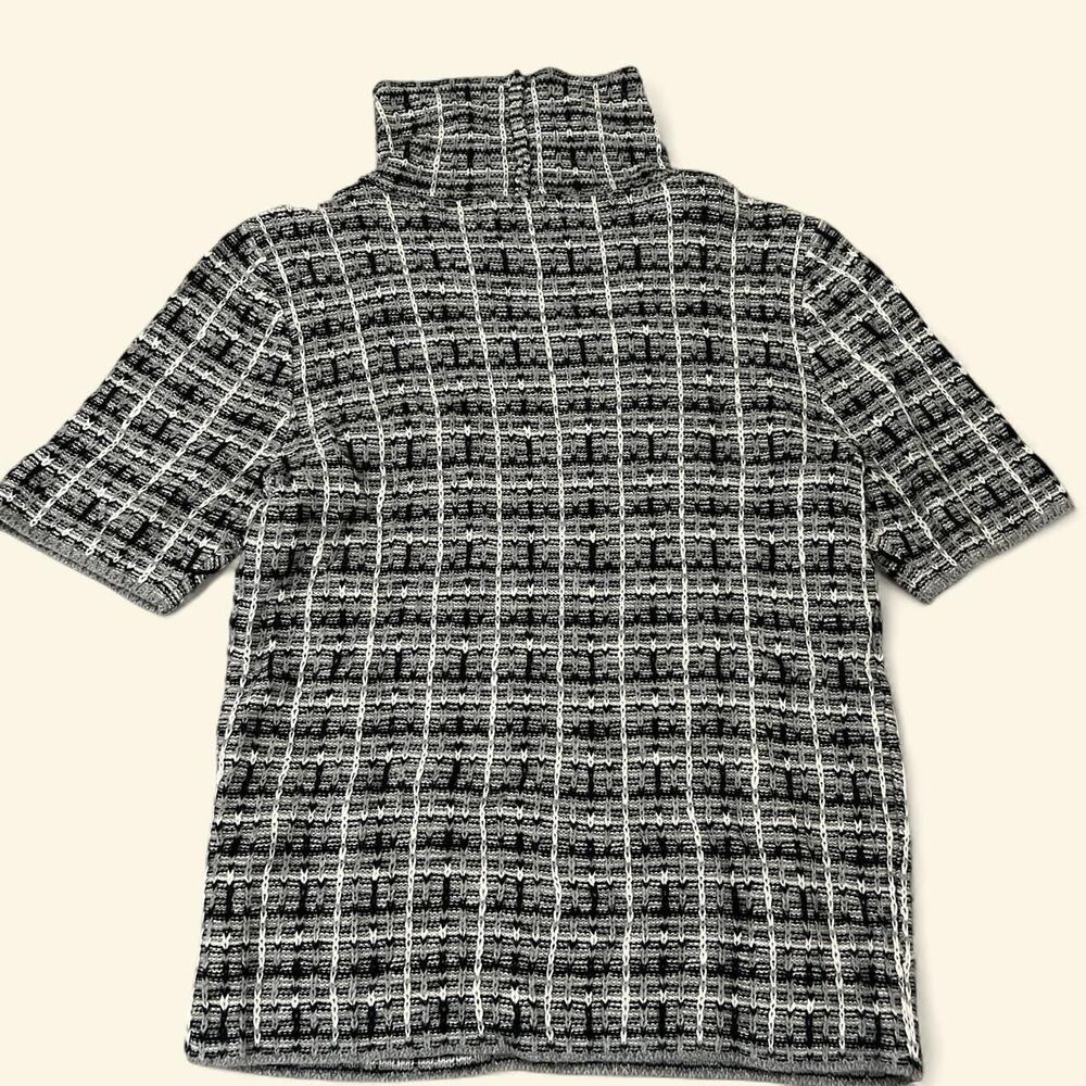 Hollister-co Women's Black and Grey Jumper